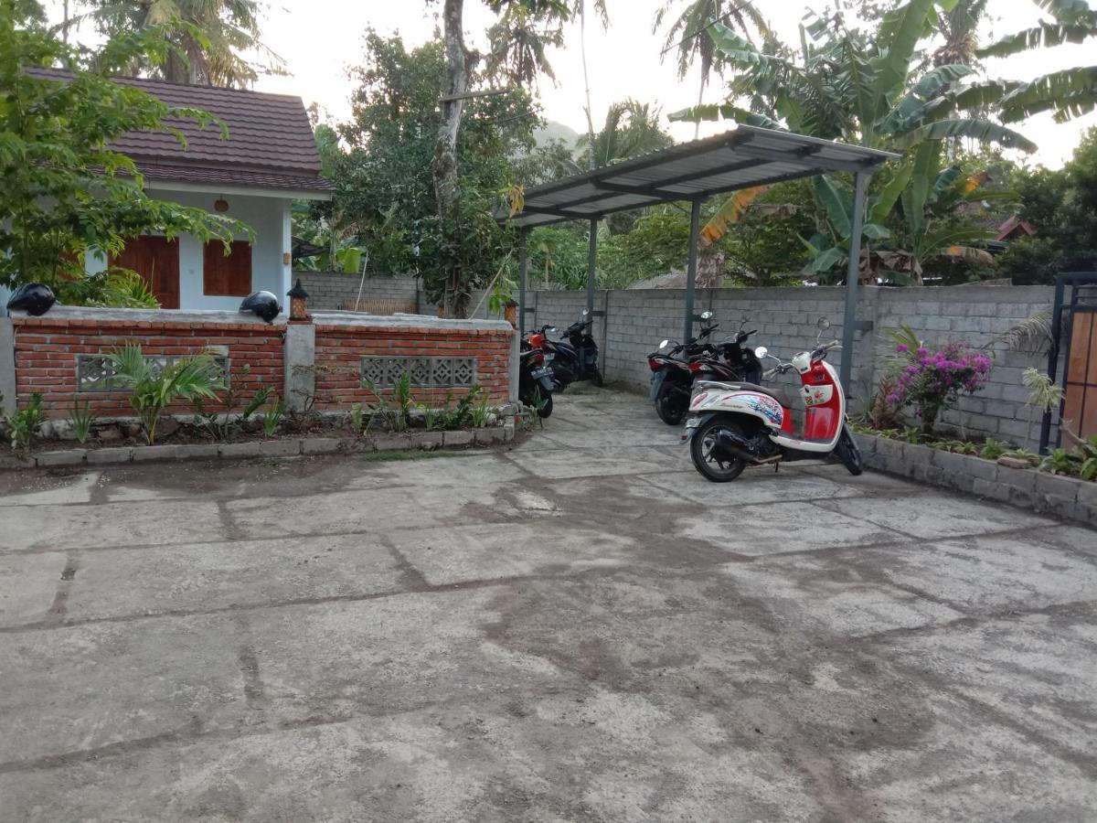 Sentul Hostel Kuta  Exterior photo